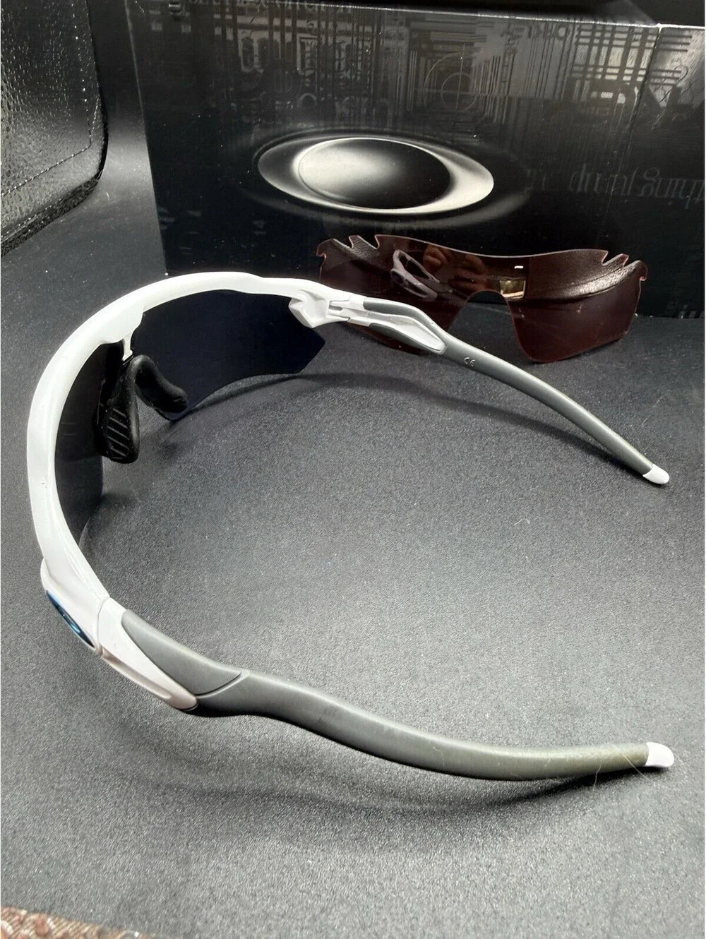 Oakley Radar EV PathPolished White/Prizm Sapphire Iridium OO9208-7338